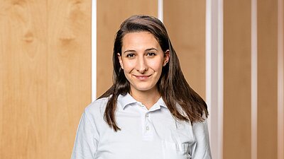 Portrait von Frau Dr. med. Beate Blank, Chefärztin der Klinik für Plastische und Ästhetische Chirurgie/ Handchirurgie in den DR. ERLER KLINIKEN.